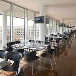 מלון Radisson Blu Es. Hotel, 5*