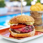 Radisson Blu Es. Hotel, מלון 5*