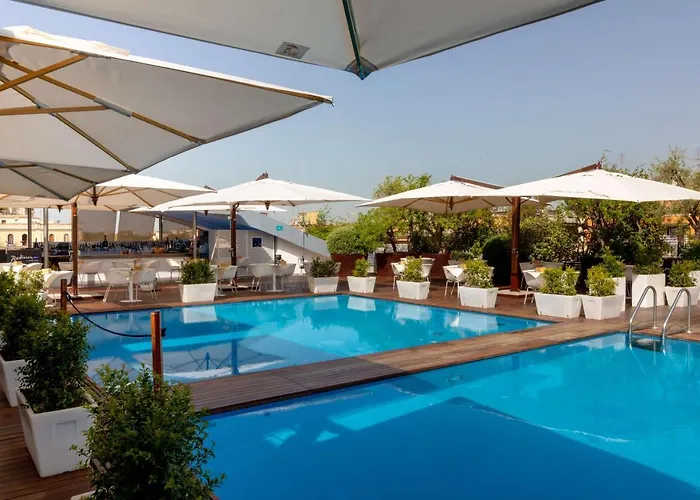 Отель Radisson Blu Es. Hotel, 5*