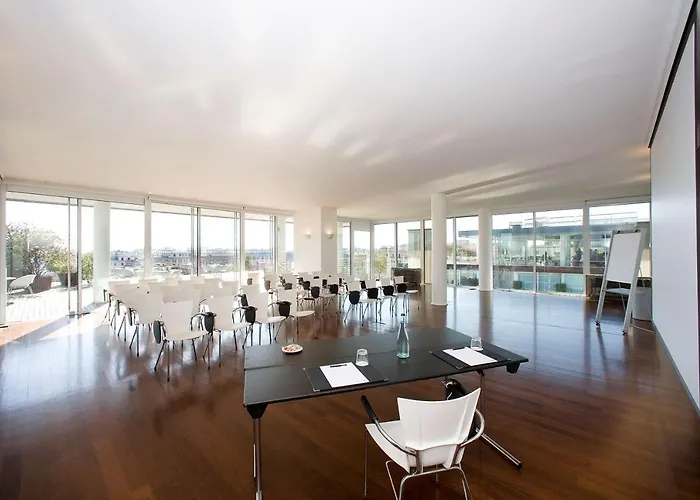 Radisson Blu Es. Hotel, Hotell