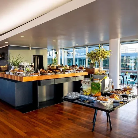 Radisson Blu Es. Hotel,