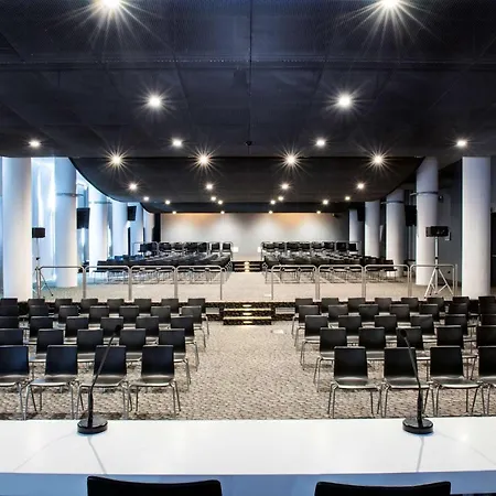 Radisson Blu Es. Hotel, 5*